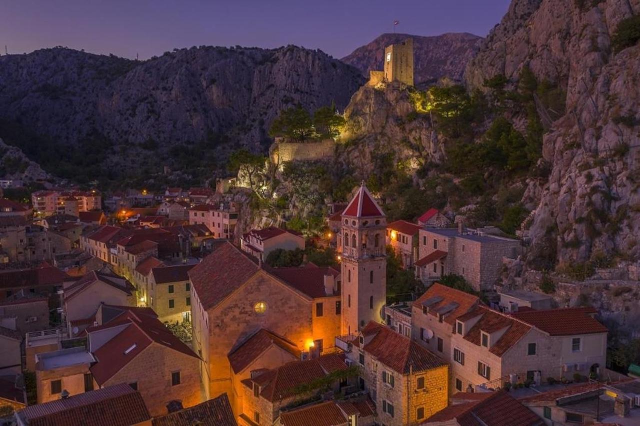 Central Alley Omiš Dış mekan fotoğraf